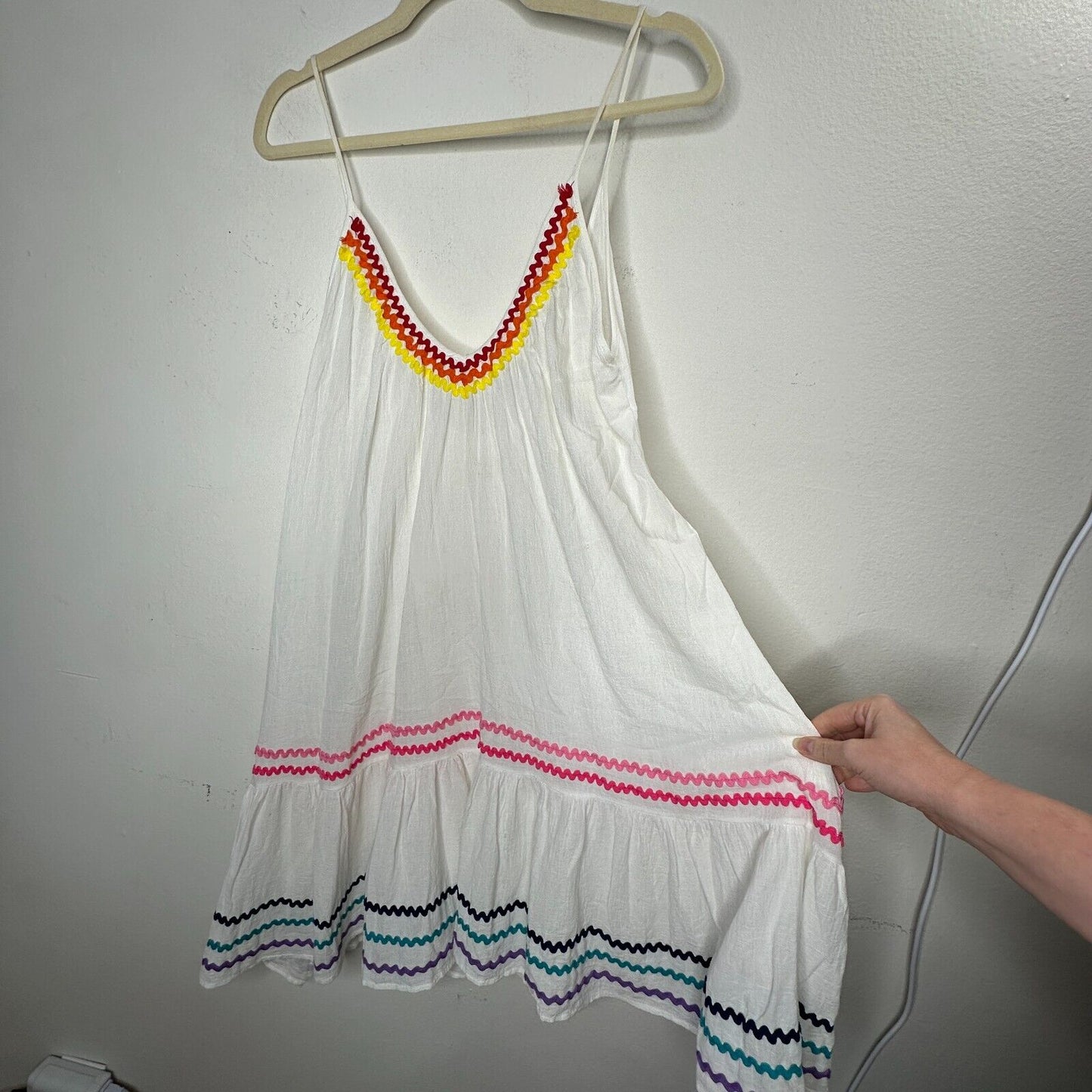 9 Seed St Tropez Cute Rainbow Zig Zag Trim Flowy VNeck Mini Pleated Sun Dress OS